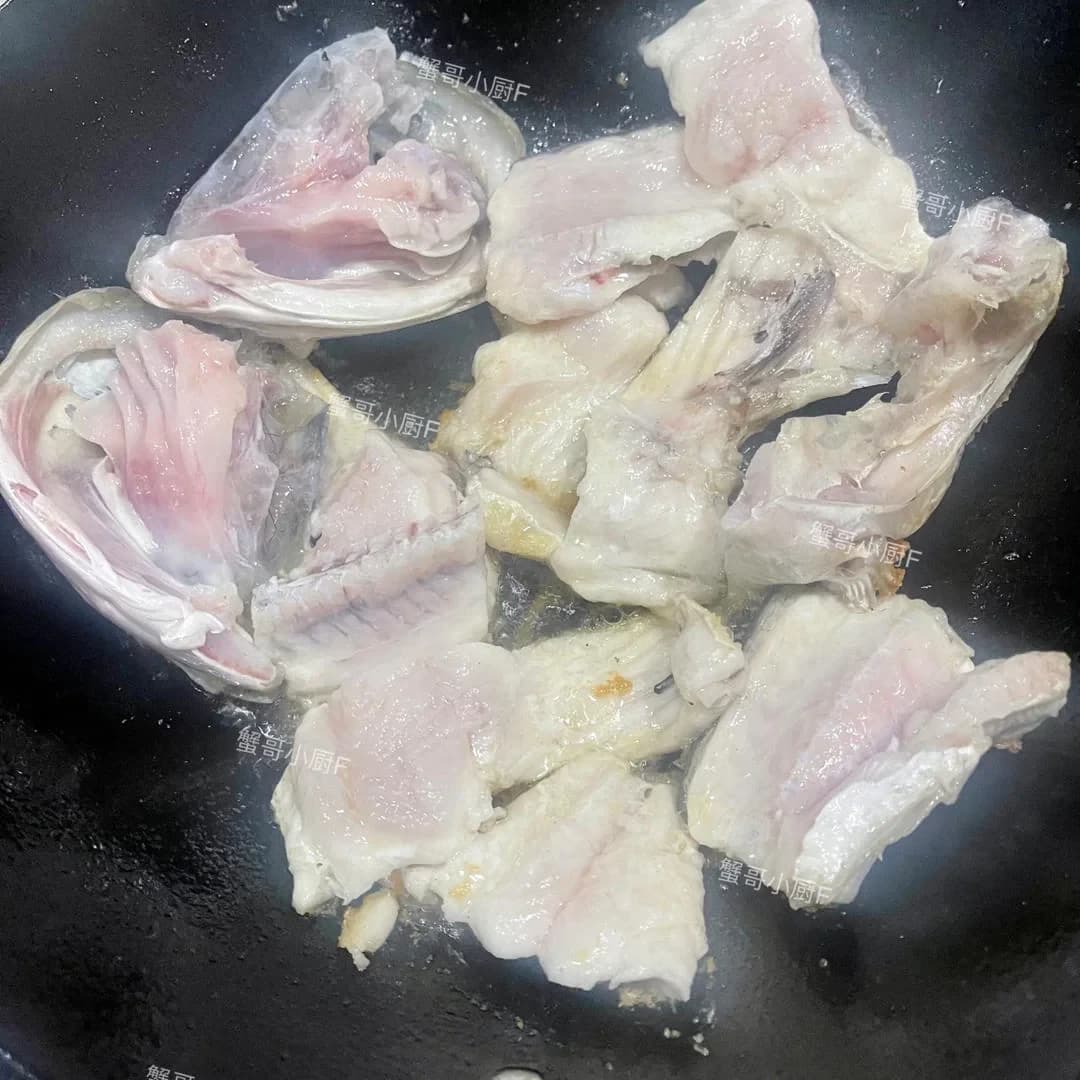Step 4 photo for Braised Whole Fish / Braised Fish Chunks