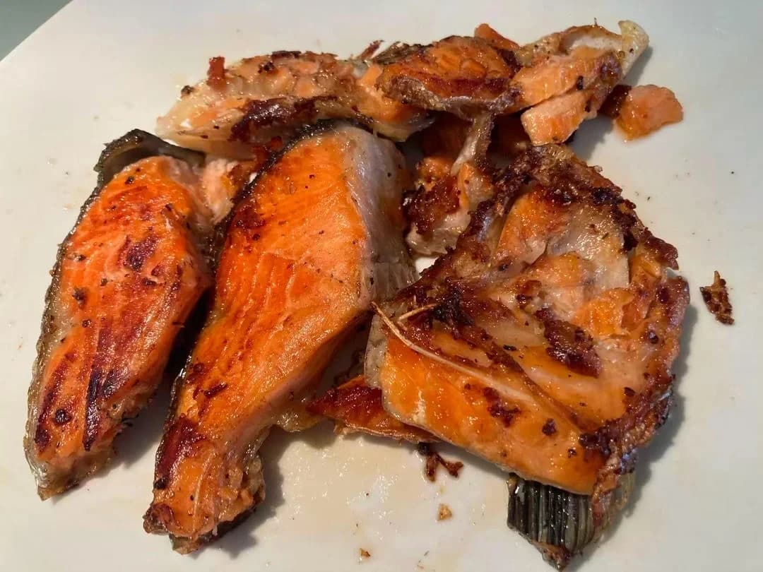 Step 4 photo for Pan-Seared Salmon Collar (French Style)