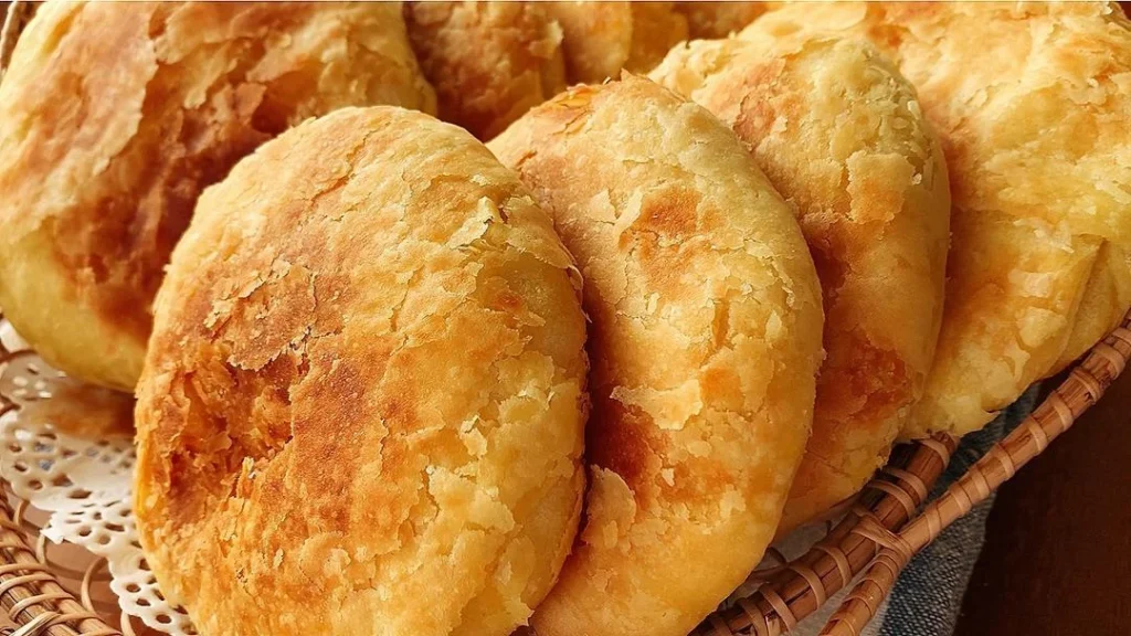 Crispy Layered Scallion Flatbread (You Suan Qian Ceng Shao Bing)