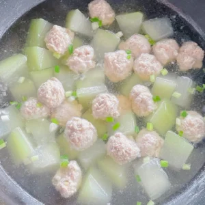 Winter Melon and Meatball Soup