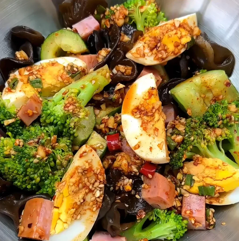 Low-Calorie Mixed Vegetable Salad with Perfect Dressing