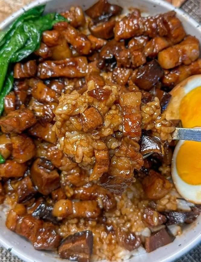 Mushroom Braised Pork Rice (Lu Rou Fan)