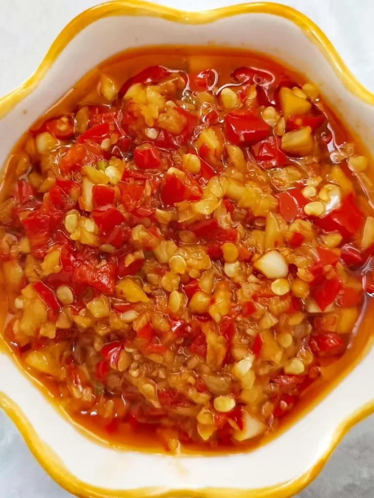Homemade Garlic Chili Sauce – Restaurant Style