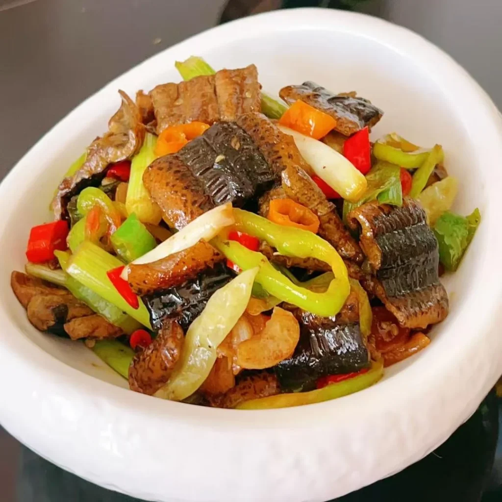 Dry Pot Flash-Fried Eel Segments