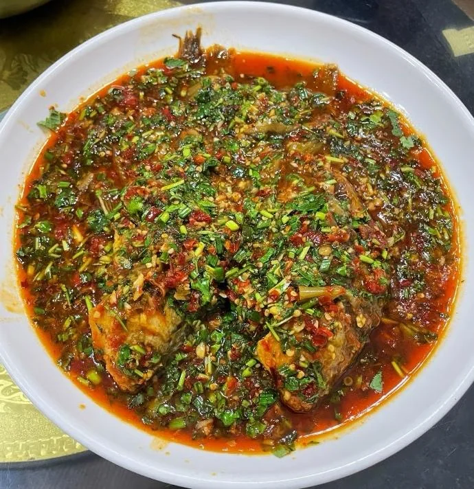 Braised Crucian Carp with Agastache