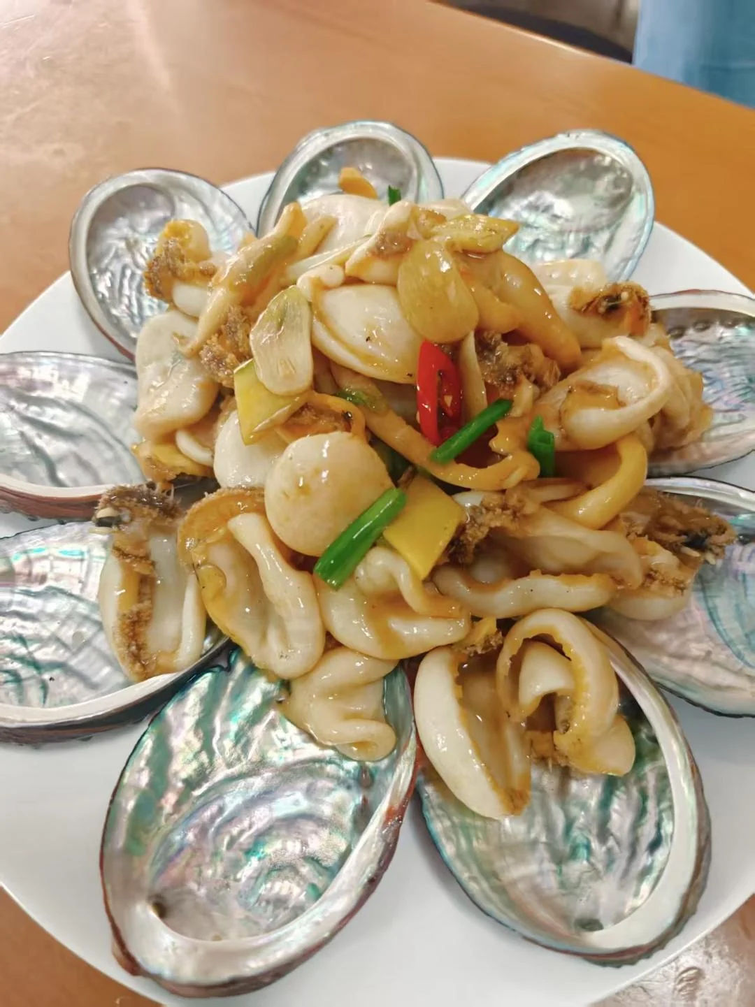 Velvet Stir-fried Abalone Slices