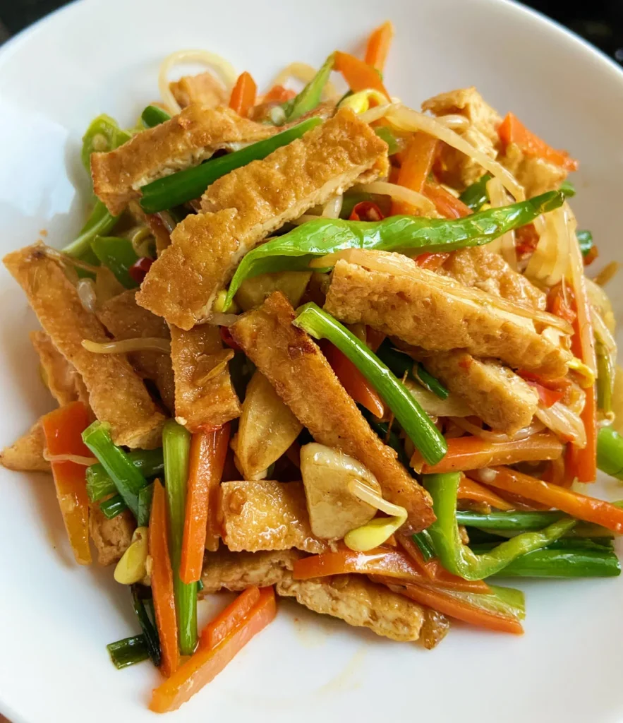 Stir-fried Soybean Sprouts with Fried Tofu Strips