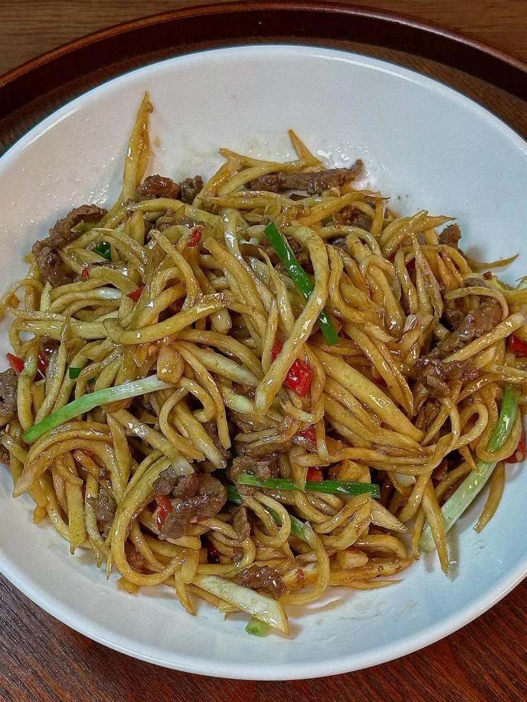 Stir-fried Water Bamboo with Beef