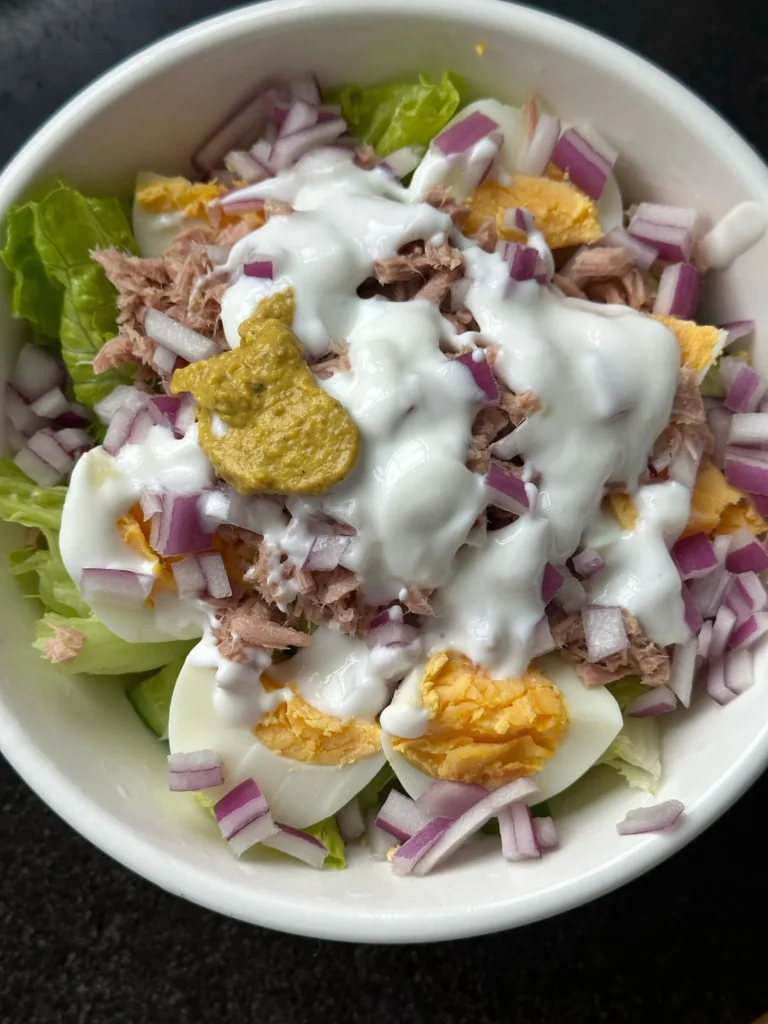 Super Delicious Low-Calorie Tuna, Egg & Cucumber Pasta Salad