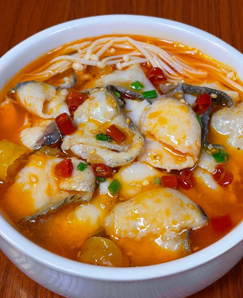 Tomato Sour Fish Slice Soup