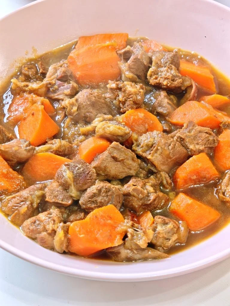 Braised Lamb (100 Home-Style Dishes)