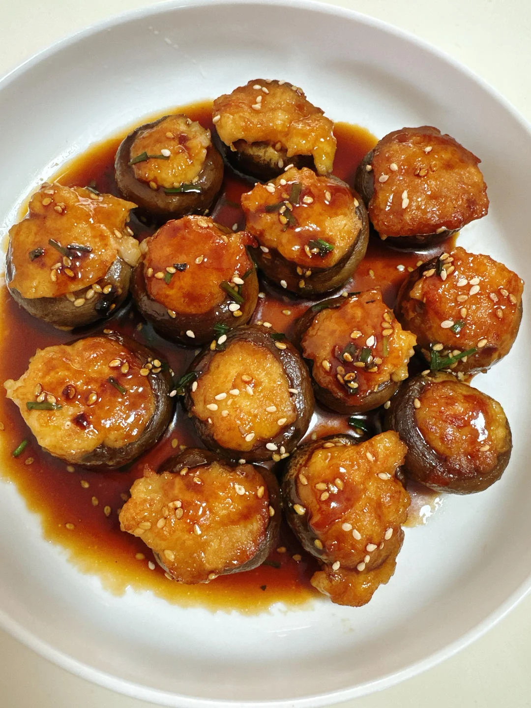 Button Mushrooms Stuffed with Shrimp Paste