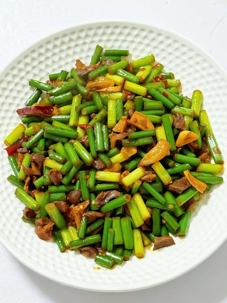 Stir-fried Duck Gizzards with Garlic Scapes