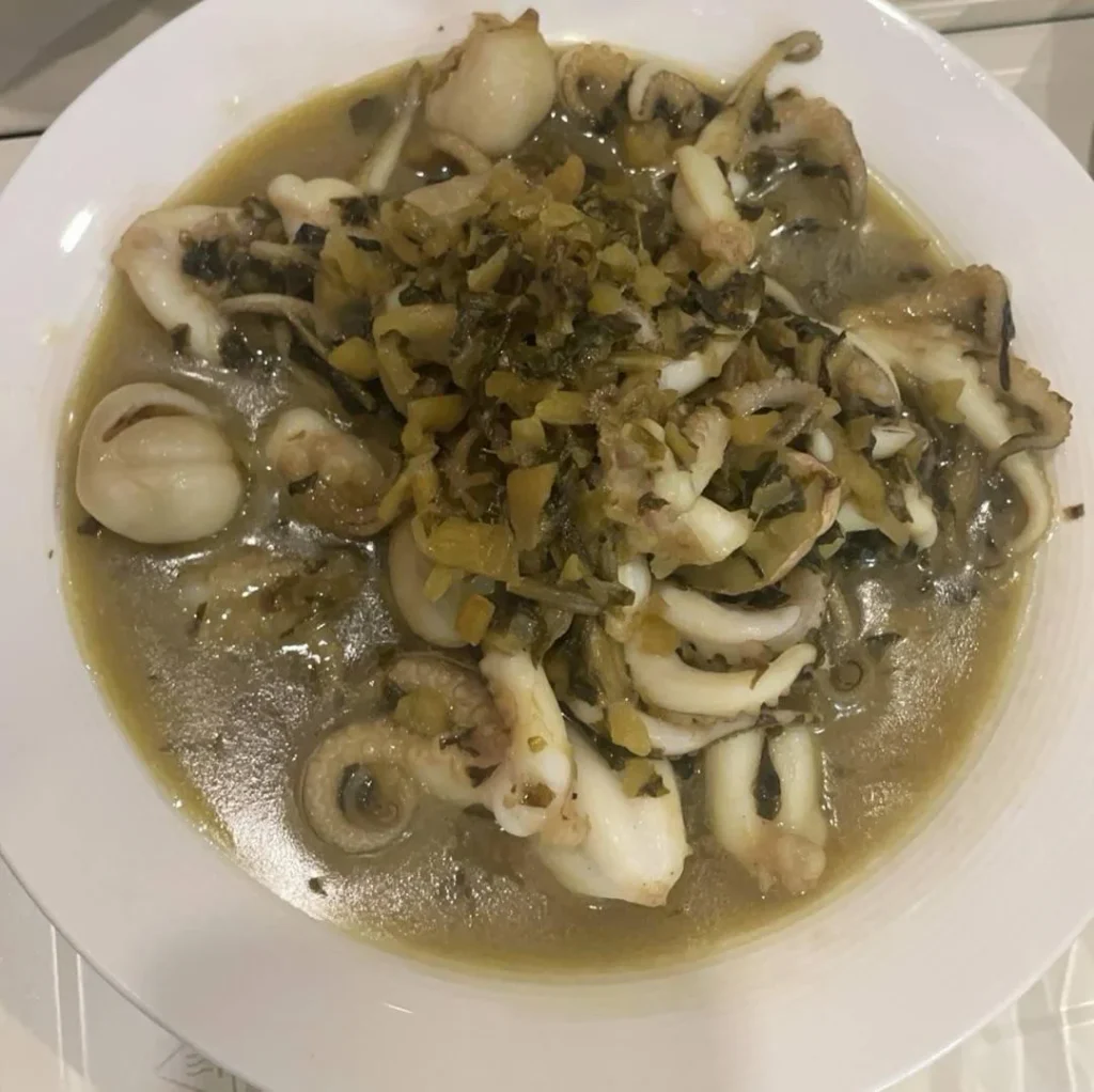 Pickled Mustard Greens with Octopus