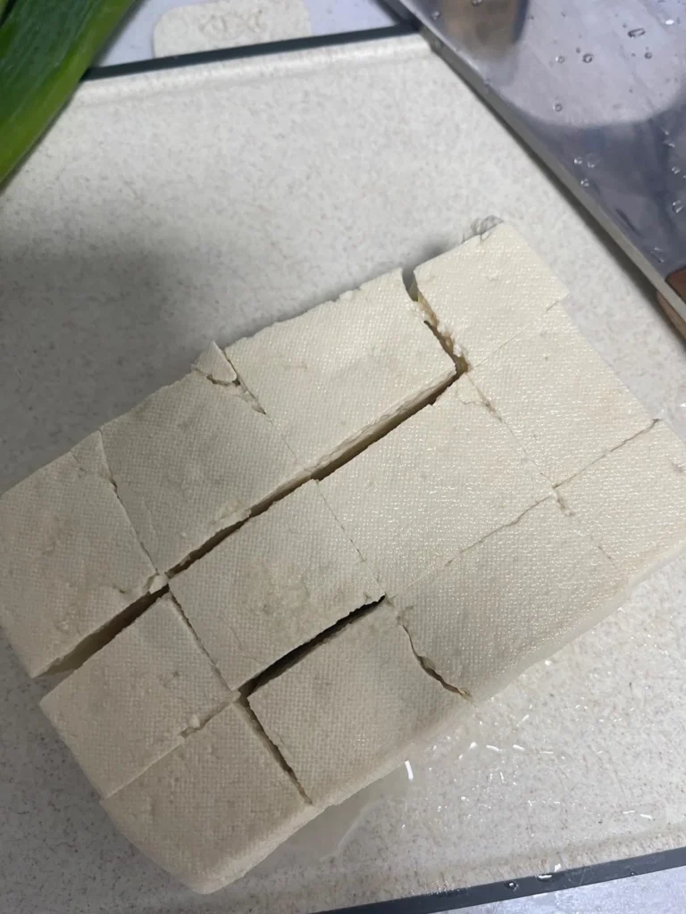 Home-Style Scallion Braised Tofu