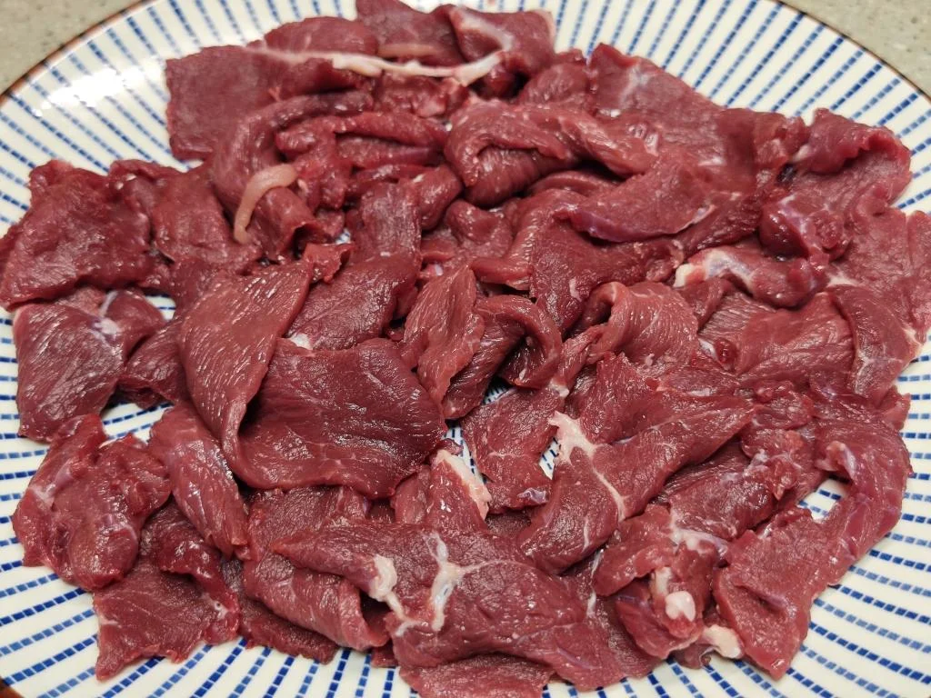 Steamed Beef with Pickled Mustard Tuber