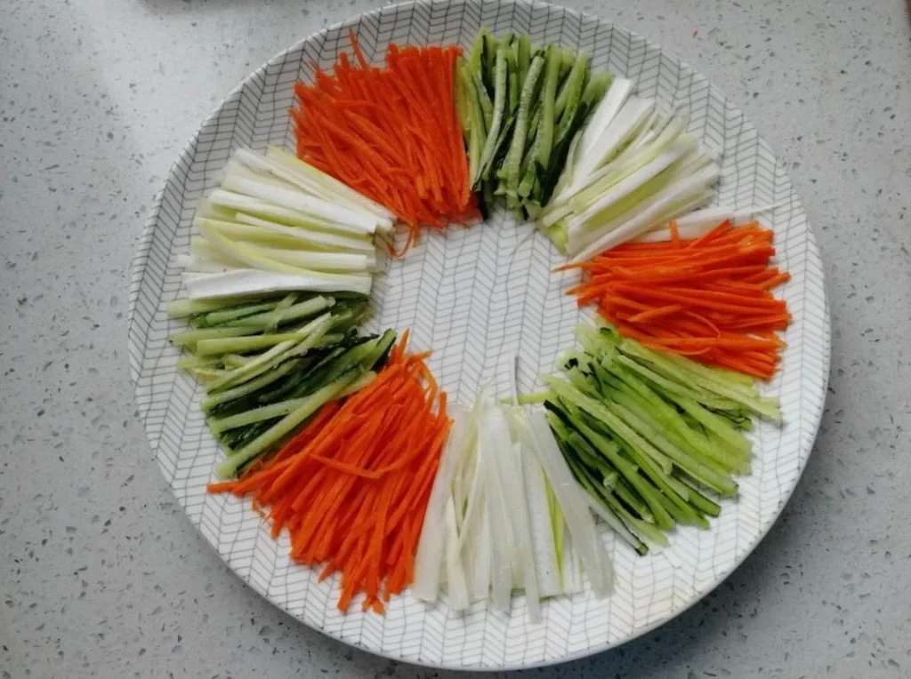 Spring-Style Beijing Sauce Shredded Pork Wraps