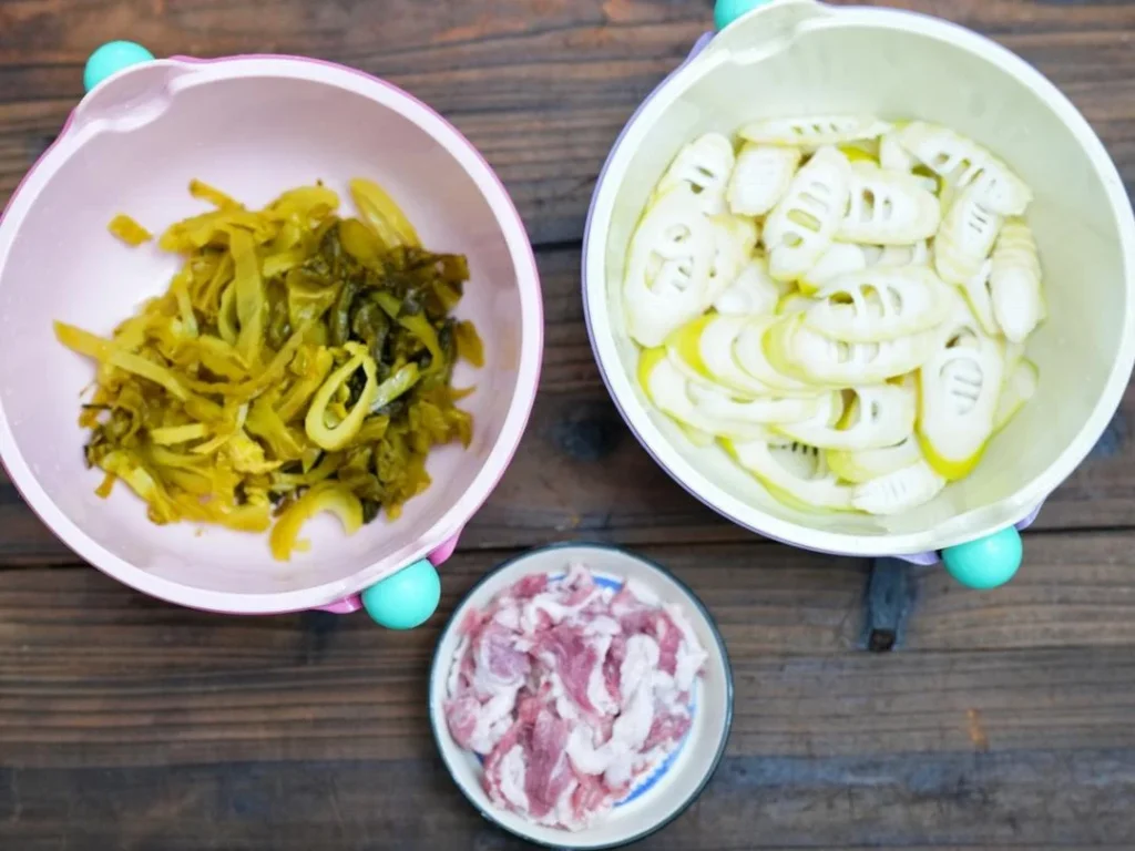 Seasonal Wellness: Clearing Heat & Moistening Dryness Soup with Bitter Bamboo Shoots