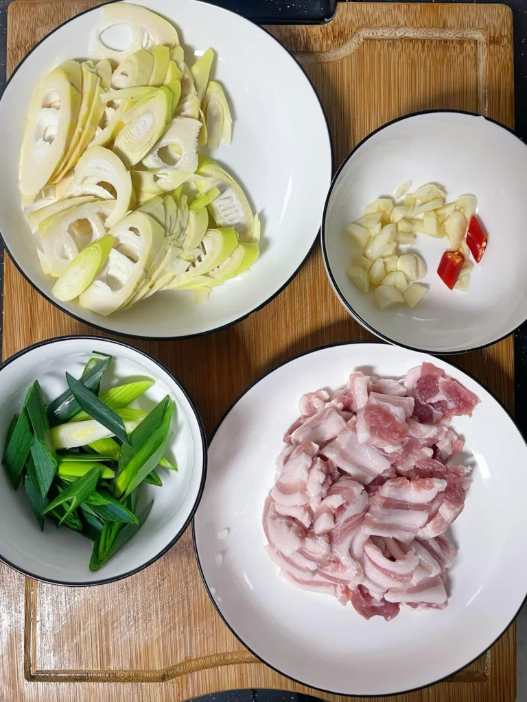 Stir-Fried Pork Belly with Spring Bamboo Shoots