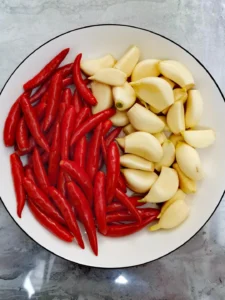 Homemade Garlic Chili Sauce – Restaurant Style