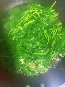 Cold Tossed Spinach with Garlic