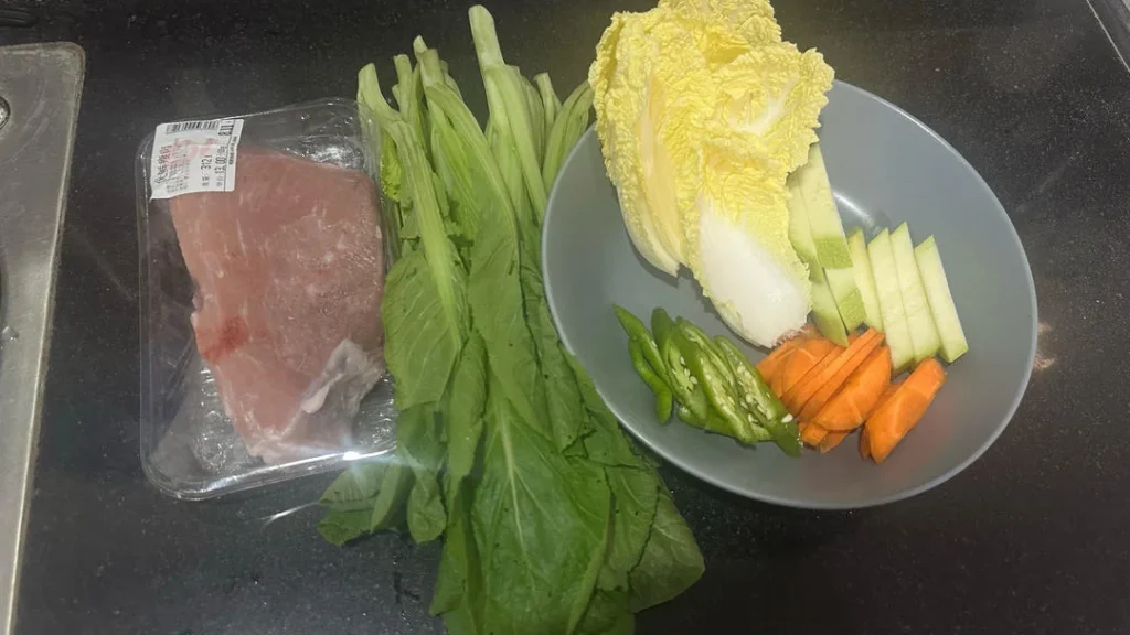 Mixed Vegetable Stir-fry with Pork (Quick Home-Style #4)