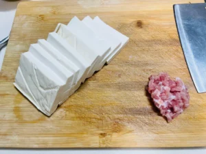 Minced Pork and Tofu Clay Pot