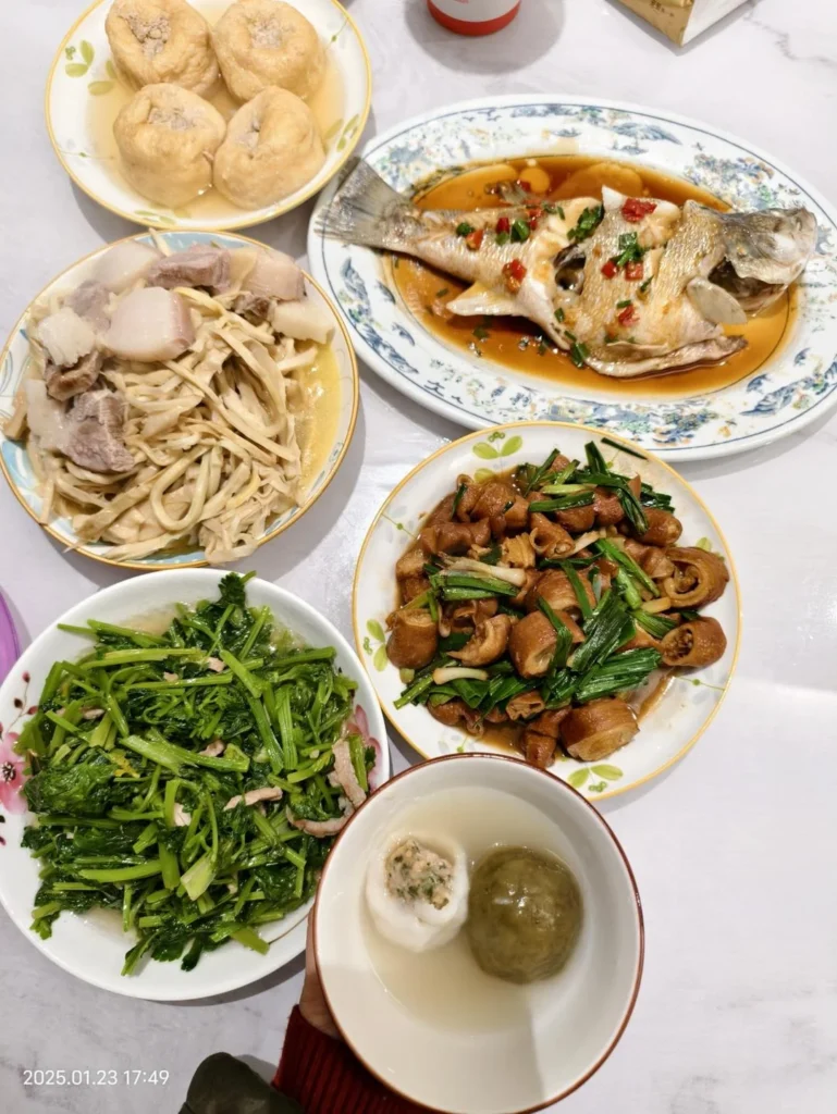 Stuffed Fried Tofu Puffs and Other Home-Style Dishes