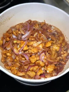 Stir-fried Chicken with Onions