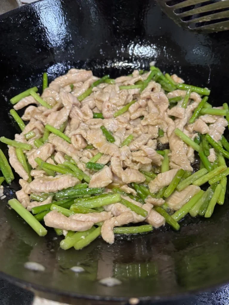 Stir-fried Garlic Scapes with Shredded Pork