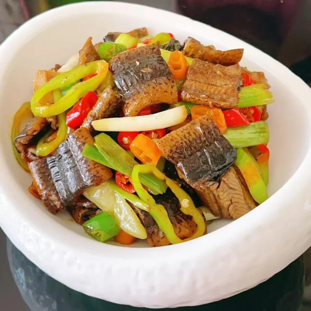 Dry Pot Flash-Fried Eel Segments
