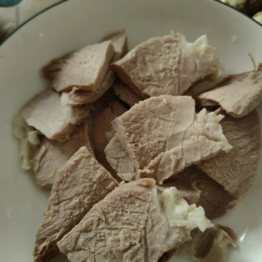Salt-Boiled Pork