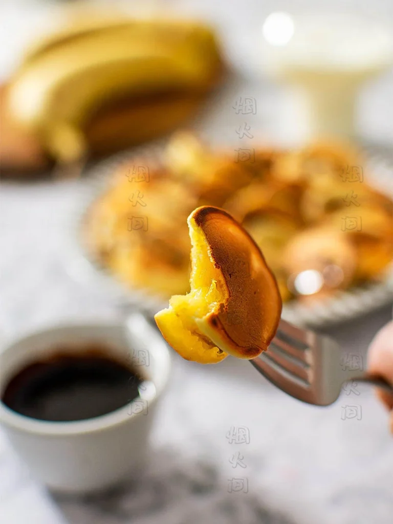 Low-Sugar, Low-Oil Banana Nut Pound Cake