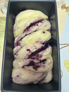 Blueberry Toast Bread (No-Knead Version)