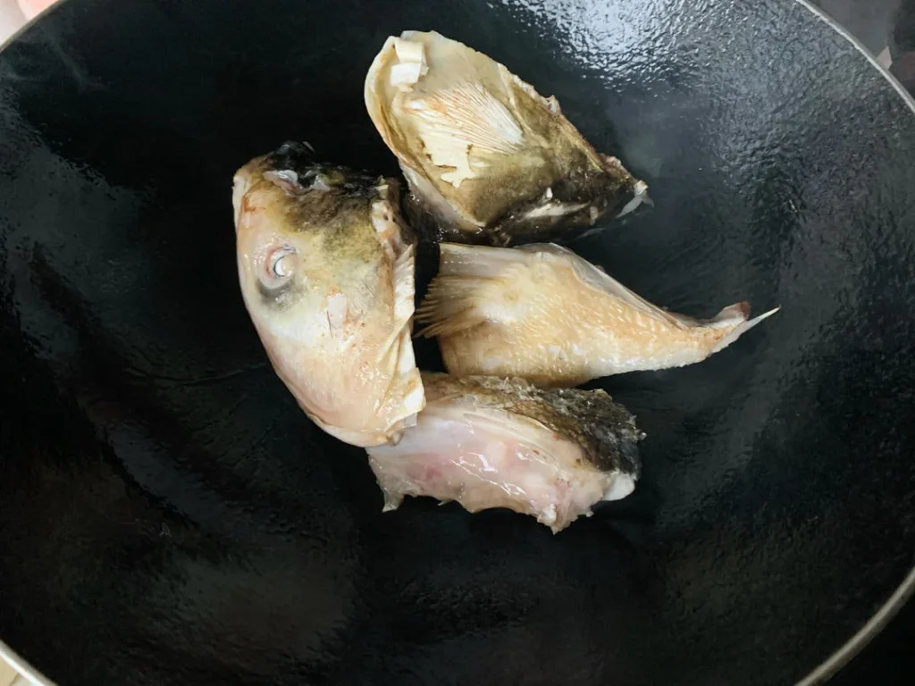 Fish Head Tofu Soup (Small Batch)