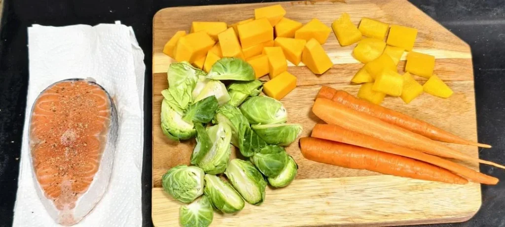 Low-Fat Salmon & Vegetable Medley