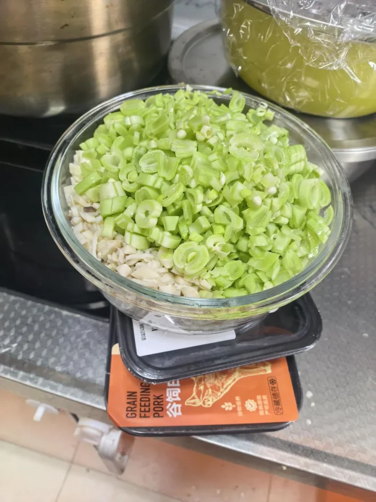 Water Bamboo, King Oyster Mushroom, Green Bean and Pork Steamed Buns