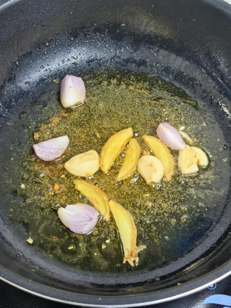 Soy Sauce Braised Chicken with Potatoes