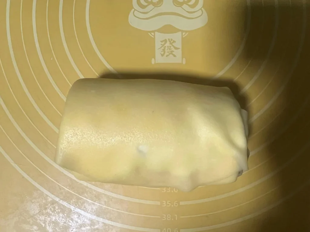 Durian or Mango Towel Roll Cake with Perfect Crepe Skin