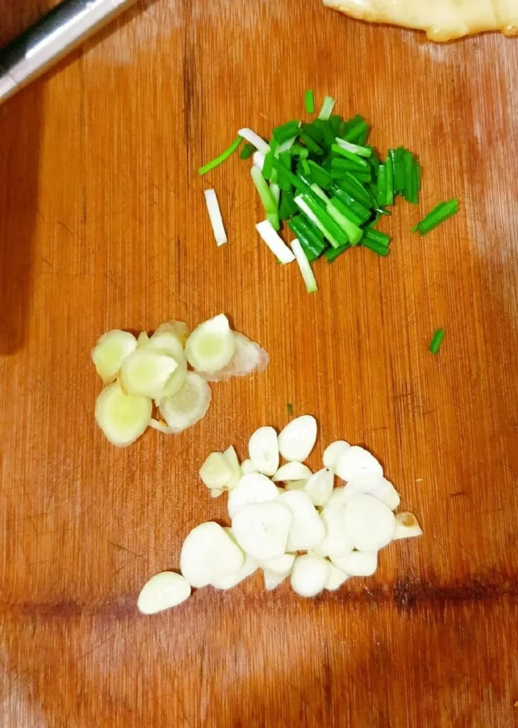 Spicy Diced Chicken with Dry Chilies