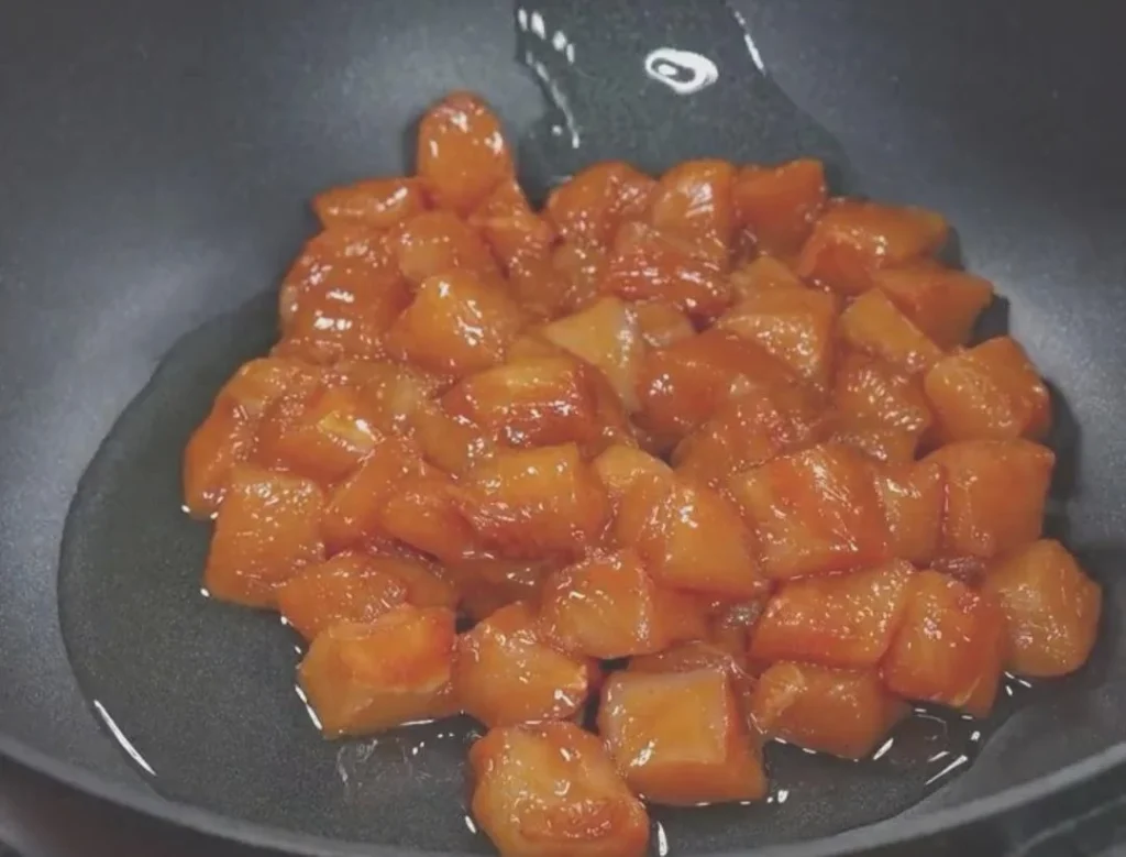 Button Mushrooms with Chicken Breast