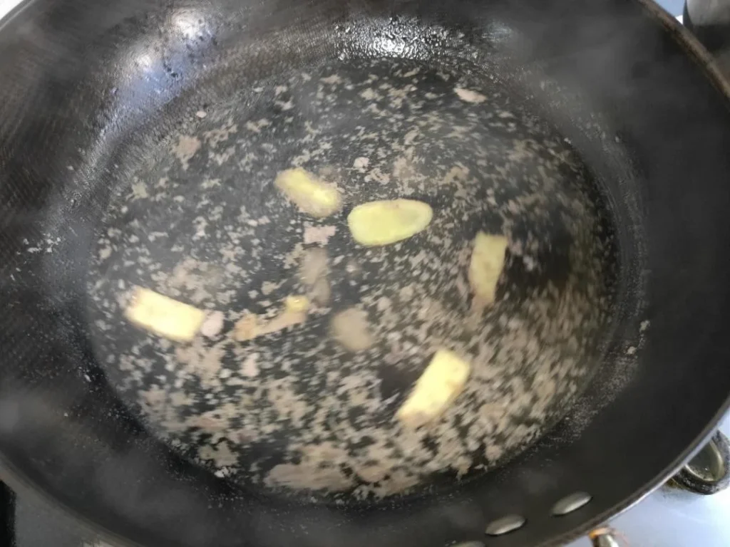 Braised Chicken Legs with Potatoes