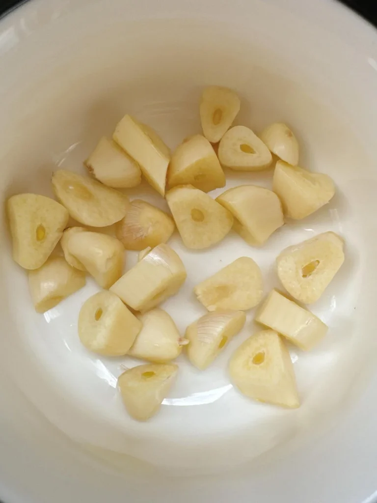 Black Pepper Beef with Button Mushrooms