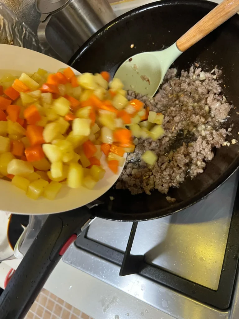 Minced Pork with Potatoes