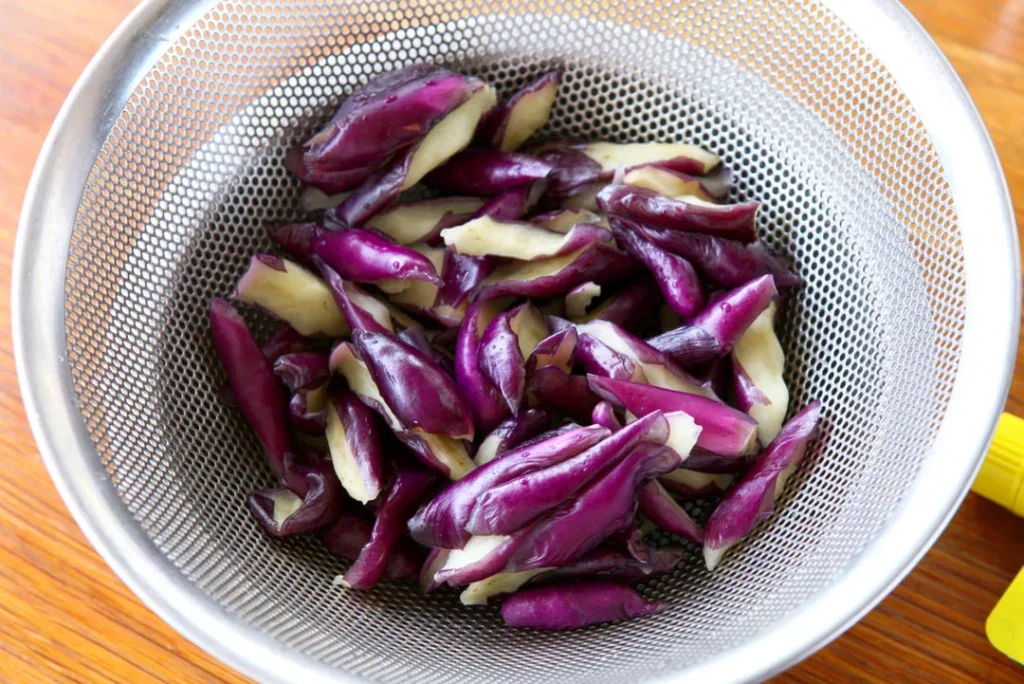 Sauce-Flavored Eggplant with Minced Pork
