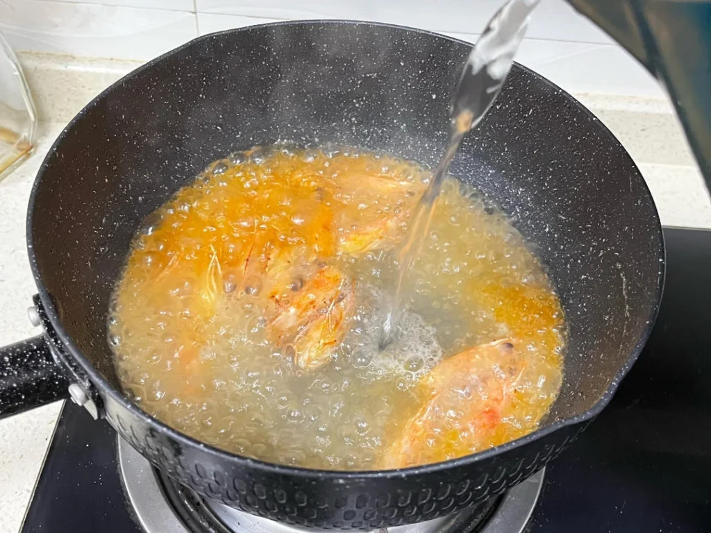 Three-Fresh Mushroom Soup