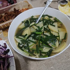 Savory Potato and Chive Soup with Fish-Broth Flavor