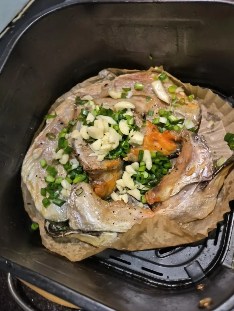 Air Fryer Roasted Salmon Head