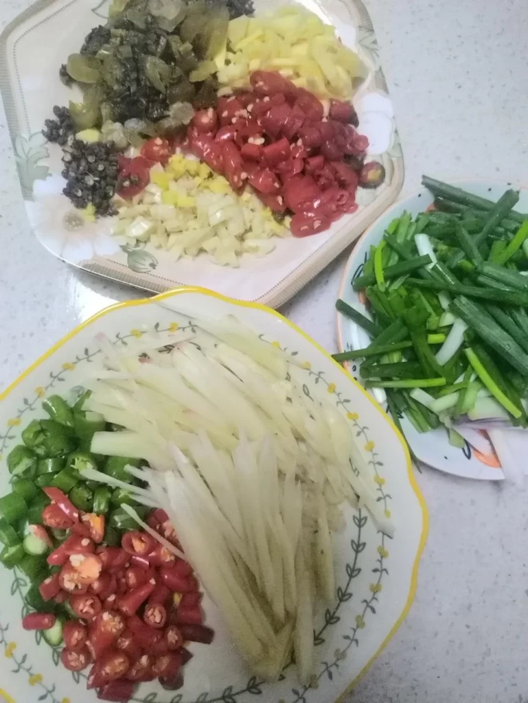 Home-Style Pickled Pepper & Scallion Crucian Carp