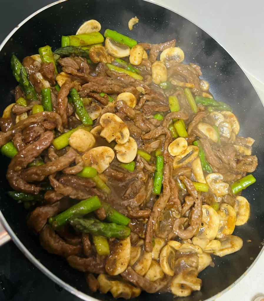 Italian Black Pepper Beef Pasta